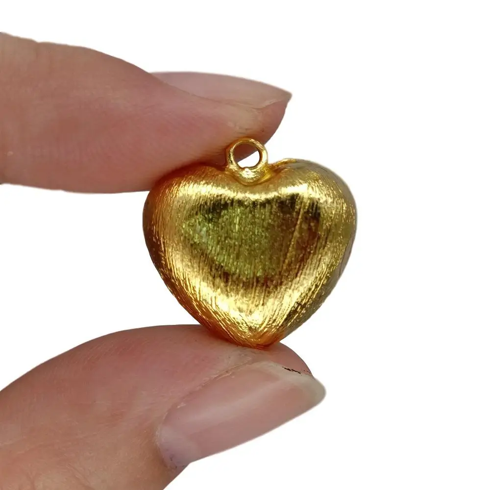 10 PCS  Matte Finish Charms Heart-shaped 20x20mm Gold Plated Jewelry Supplies