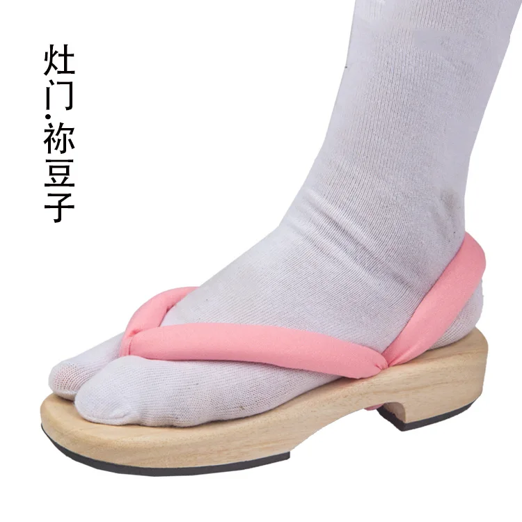 Anime Demon Slayer scarpe Cosplay Kimetsu No Yaiba Kamado Tanjirou zoccoli sandali Kamado Nezuko Geta Agatsuma Zenitsu infradito