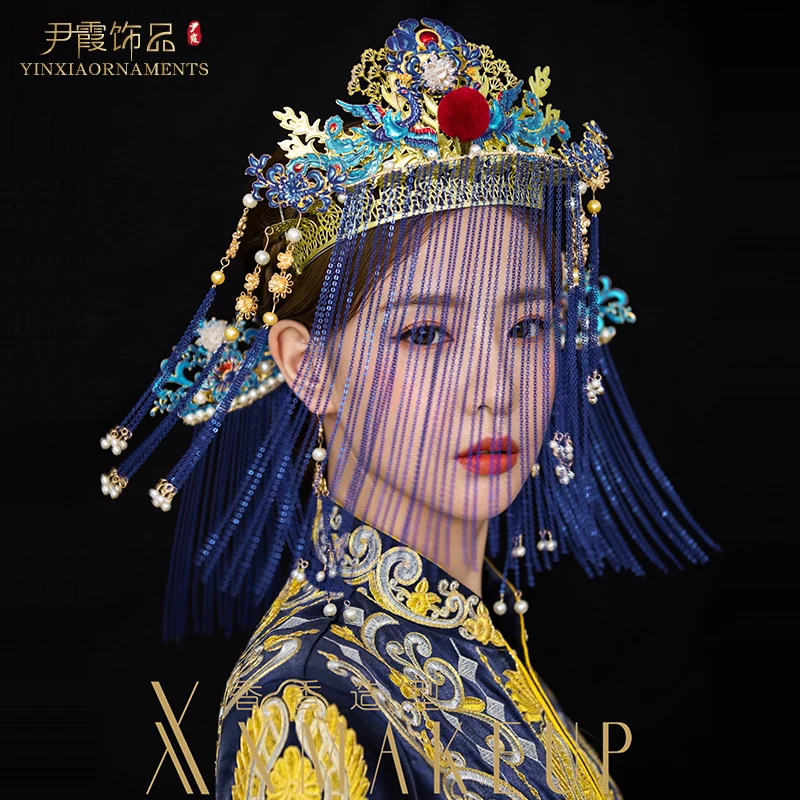 Chinese bride Xiuhe clothing headdress Fengguan antique photo costume catwalk blue tassel face curtain face curtain retro