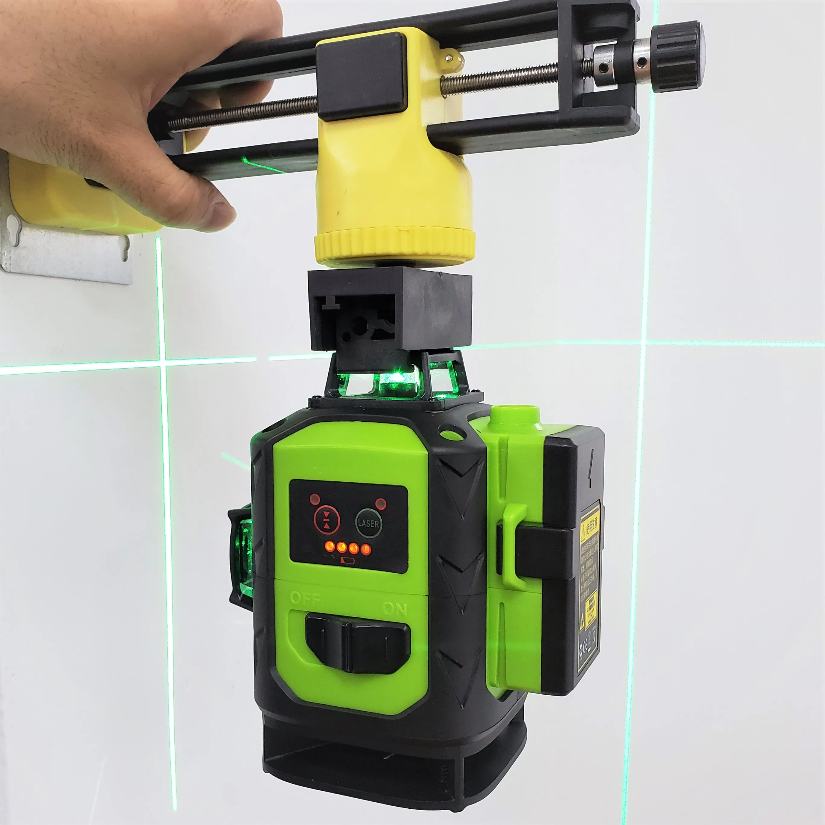 Fukuda  16 Line 4D Green Beam 360 Vertical Horizontal Self-leveling Cross For Outdoor Remote Control Laser Level