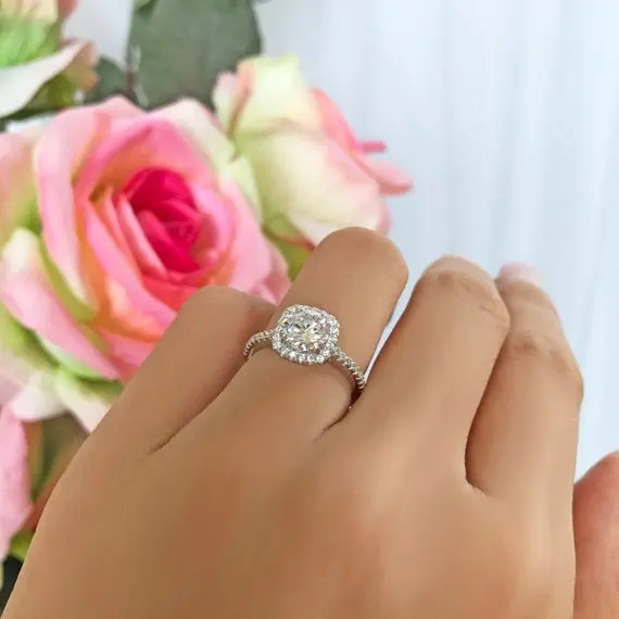 Sparkling Big Clear AAA CZ Ring Crystal Fashion Silver color Wedding Jewelry Female Engagement Rings for Women Party Gift