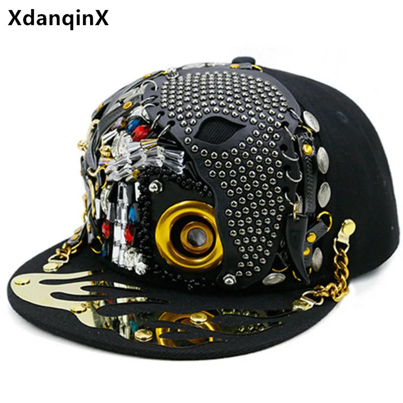 Novelty Personality Hip Hop Cap For Men And Women Punk Style Trend Flat Brim Cap Skull Rivet Headdress Decorated Lovers Hat