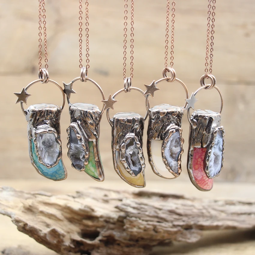 

Antique Copper Hoop Muticolor Agates Horns Pendants Star Soldered Bronze Quartz Druzy Geode Necklaces Women Boho Jewelry,QC3211