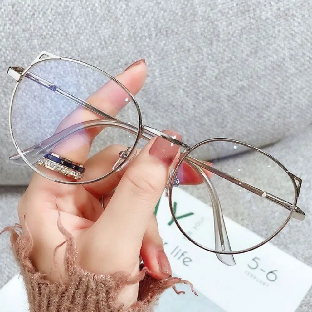 Trendy Office Anti Blue Light Glasses for Women Cute Cat Ears Eyewear Blue Rays Blocking Eyewear Classic Metal Frame Eyeglasses