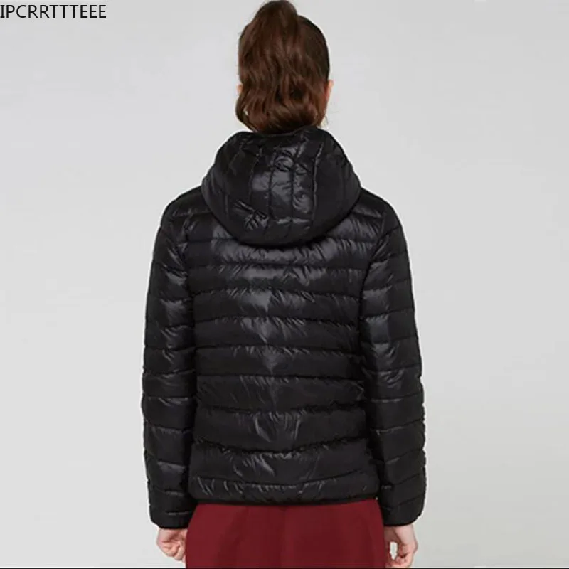 

Осенне-зимняя женская Ультралегкая тонкая пуховая куртка с капюшоном из белого утиного пуха теплая куртка с длинным рукавом Женская портативная верхняя одежда