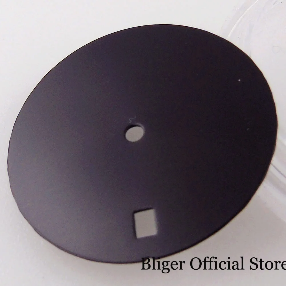 Mostrador de relógio "preto sem índice,