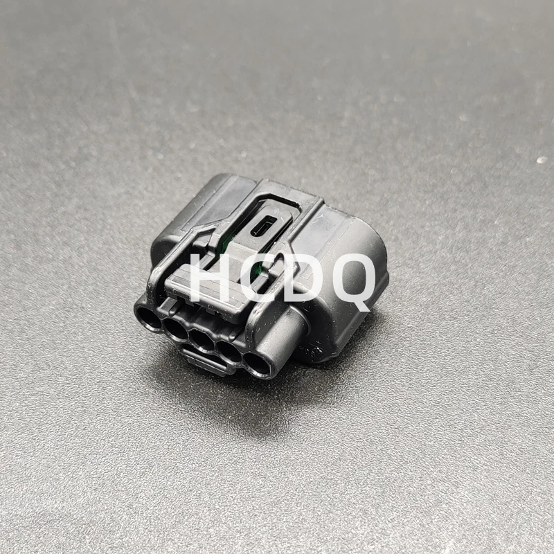 10 PCS Original and genuine 6189-1081 automobile connector plug housing supplied from stock