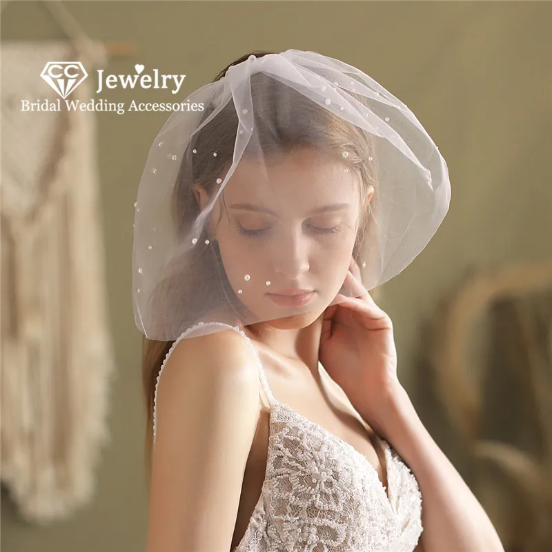 

CC Vintage Veils for Women Wedding Hair Accessories Engagement Jewelry Bridal Headdress Blusher Veil Short With Combs Sale V835