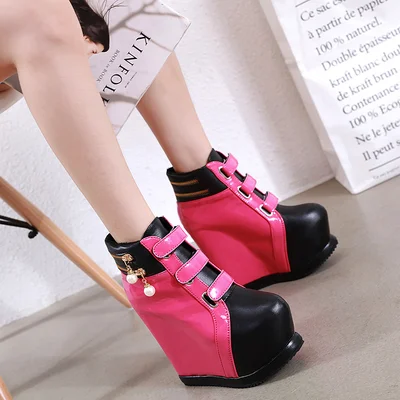 2019 New Winter Muffin Bottom Short Tube Boots Thick Bottom Heightening Wedges Heels Women\'s Shoes Slope Heel Plush Boots