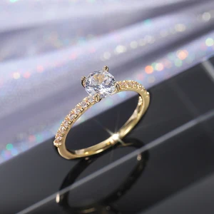 Huitan Klasik 4 Cakar Desain Bulat Zirkonia Cincin Pertunangan Pernikahan Wanita 3 Warna Tersedia Perhiasan Pengantin Murah Diskon Besar 10 cincin lap buku jari penjualan terbaik - №