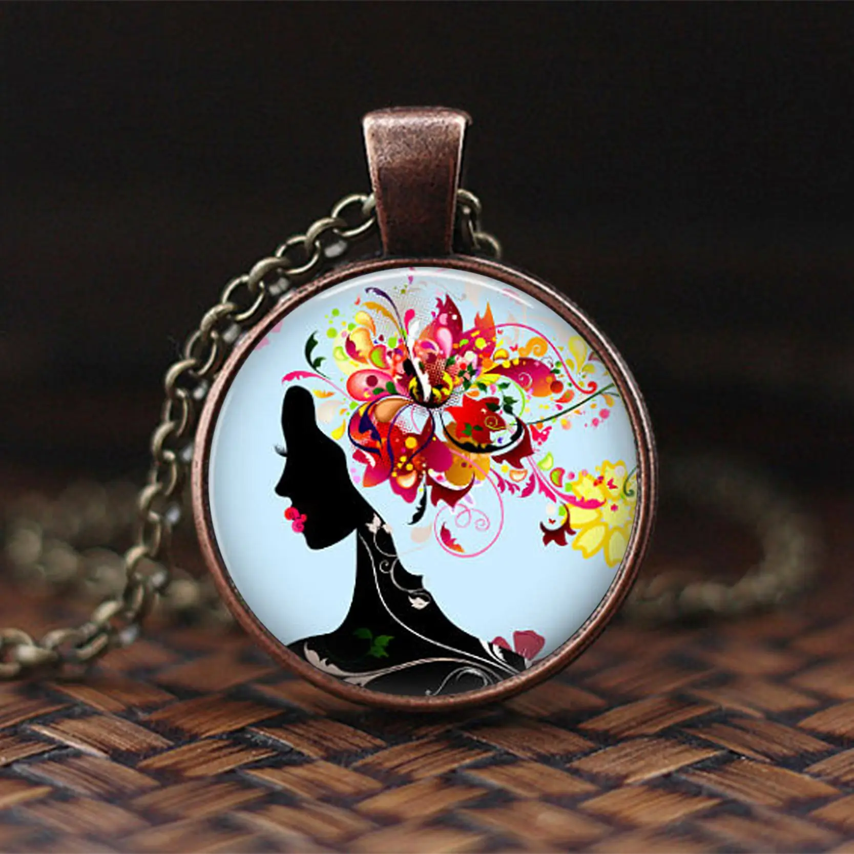 Vintage Alphonse Mucha Necklace Alphonse Mucha Handmade Round Glass Cabochon Pendant Necklace Creative Friendship Gift