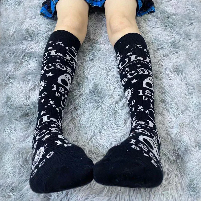 Chaussettes au genou à motif de modules sombres pour femmes et filles, Harajuku, gothique, punk, streetwear, centre commercial, école Goth JK, décontracté, rétro, lune, étoile, long, cool