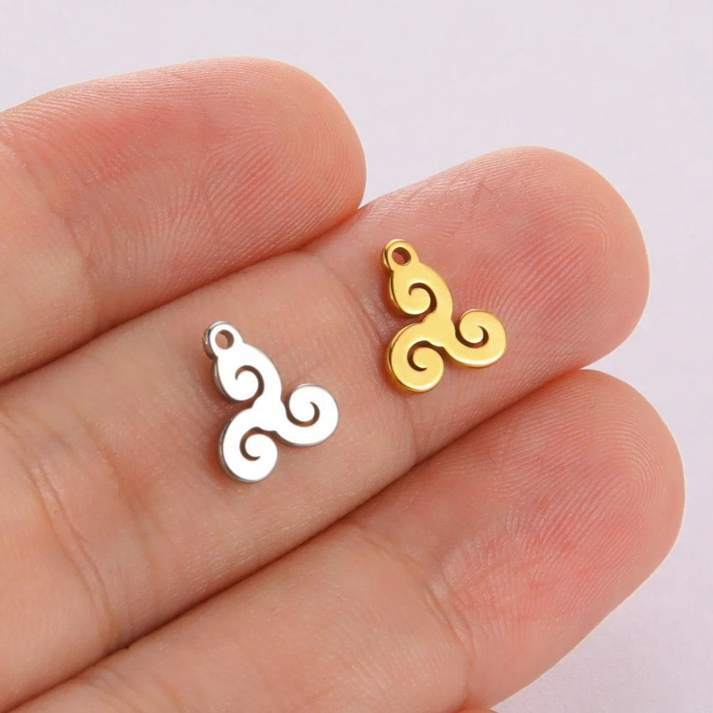 EUEAVAN 10pcs/lot Irish Triskele Charm Stainless Steel Charms for Making Jewelry Celtics Knot Triskelion Pendant DIY Accessorie