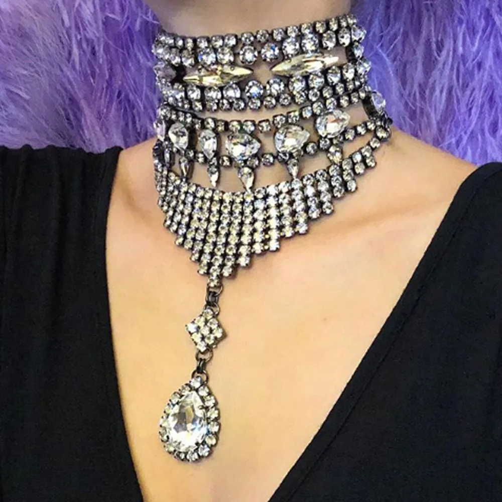 Sexy Rhinestone Water Drop Spike Choker Collar Necklace Black Neck Jewelry for Women Luxury Crystal Clavicle Chain Necklace