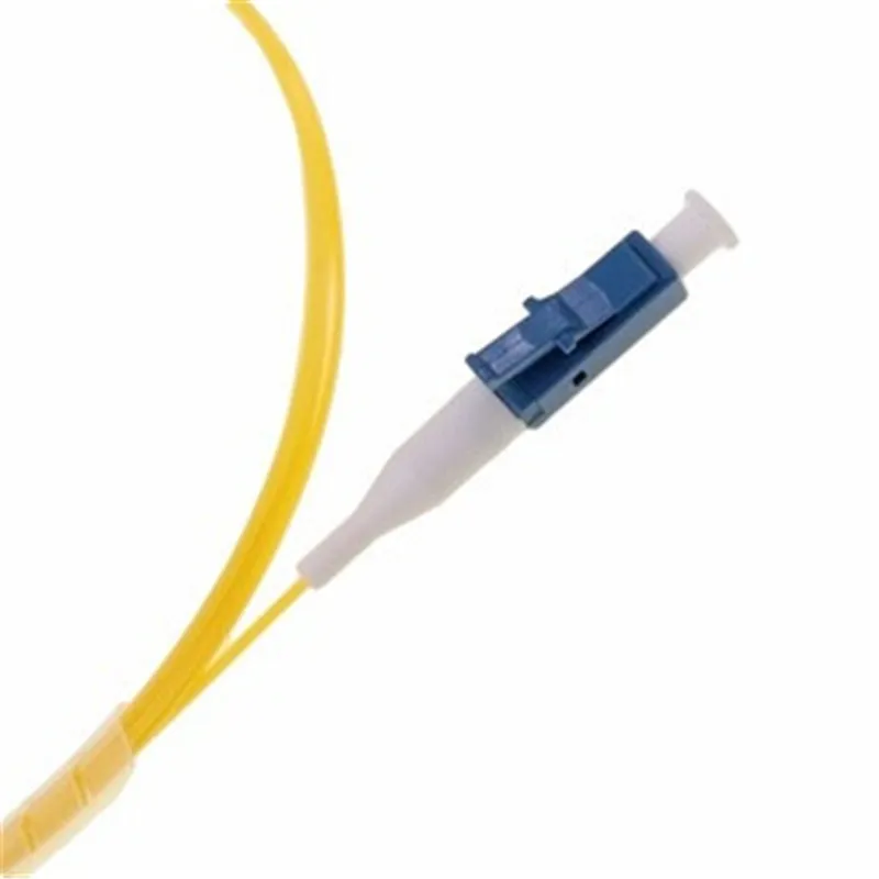 Pigtail Fiber optique 50 pièces/sac LC/UPC monomode G652D 0.9mm, 1M 1.5M 2M longueur 9/125 LSZH Jacket jaune