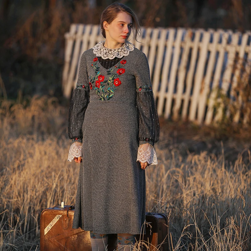 女性のための刺繍されたレースのロングドレス,秋冬の服,エレガントな衣装,コートスタイル,長袖,ビーズ付き,カジュアル