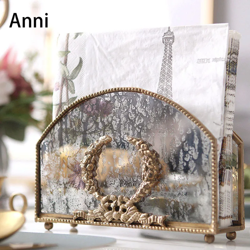 Imagem -03 - Europeu do Vintage Suporte de Toalha de Papel Criatividade Esculpida Bronze Vidro Guardanapo Titular Mesa Jantar Ornamento Decorativo Decoração para Casa