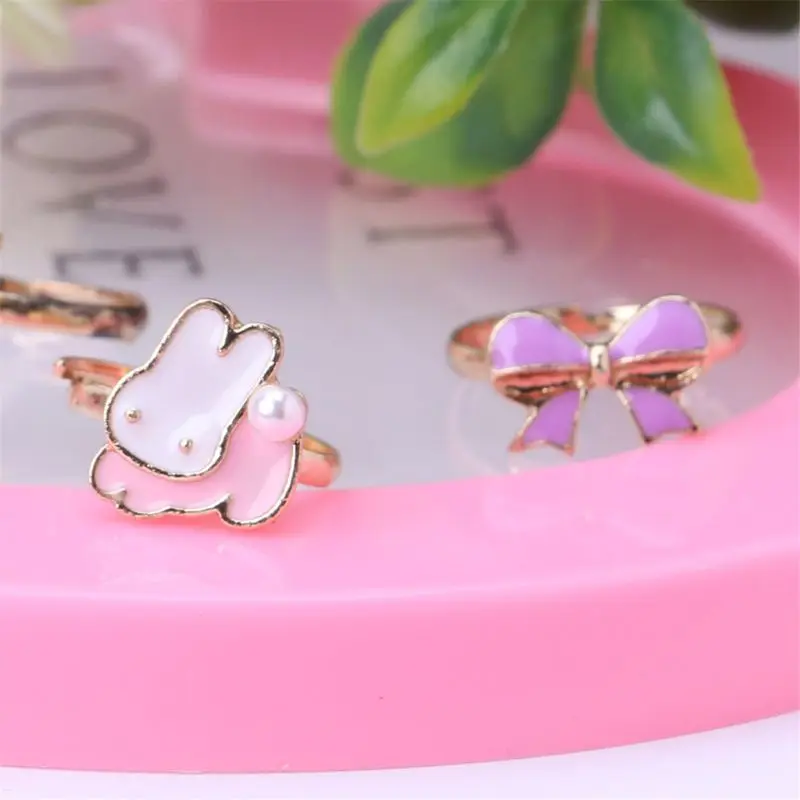 Hot 5pcs Fancy Adjustable Cartoon Rings Party Favors Kids Girls Action Figures Toy P31B