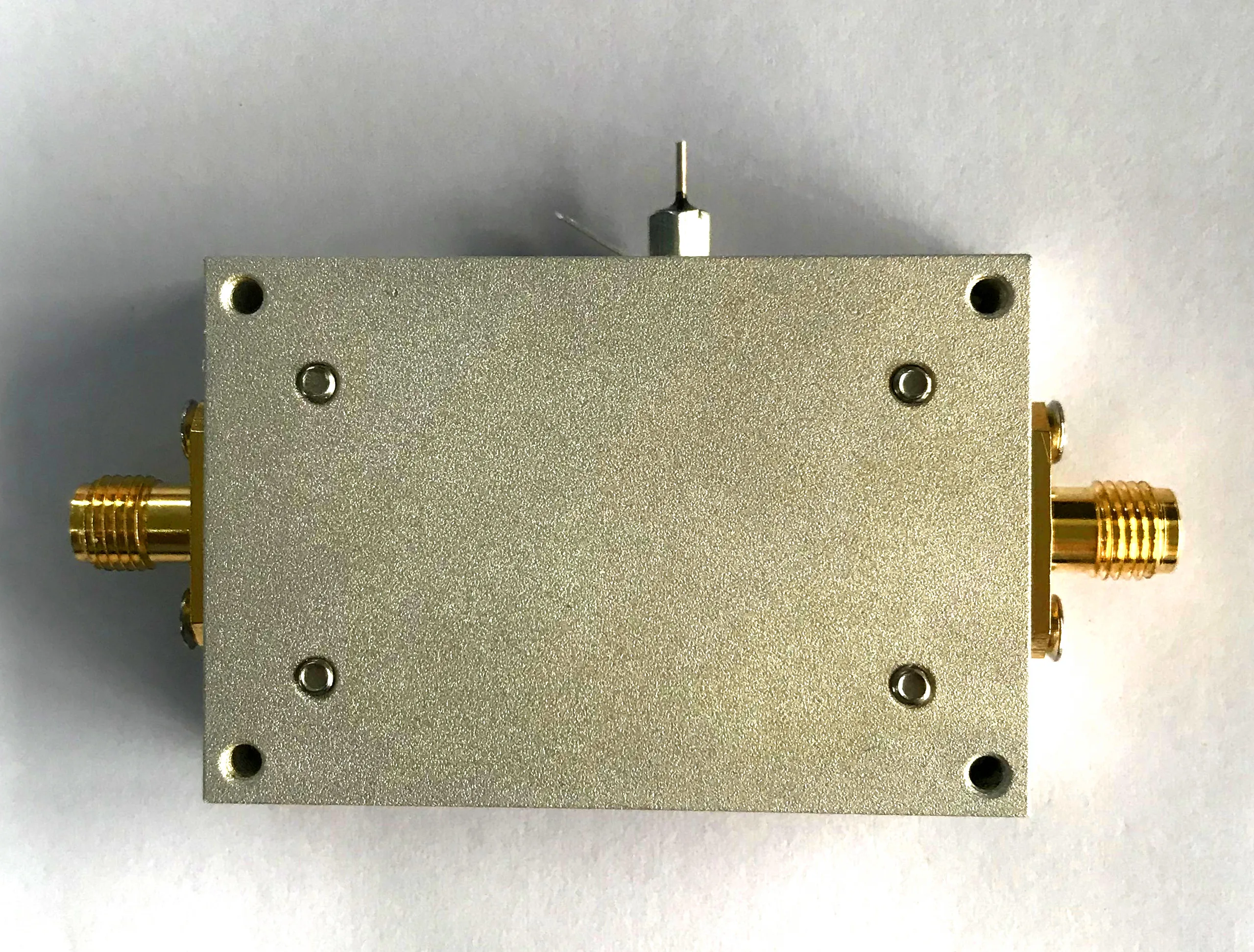 20M-6G Broadband RF Low Noise Amplifier High Gain 30dB LNA