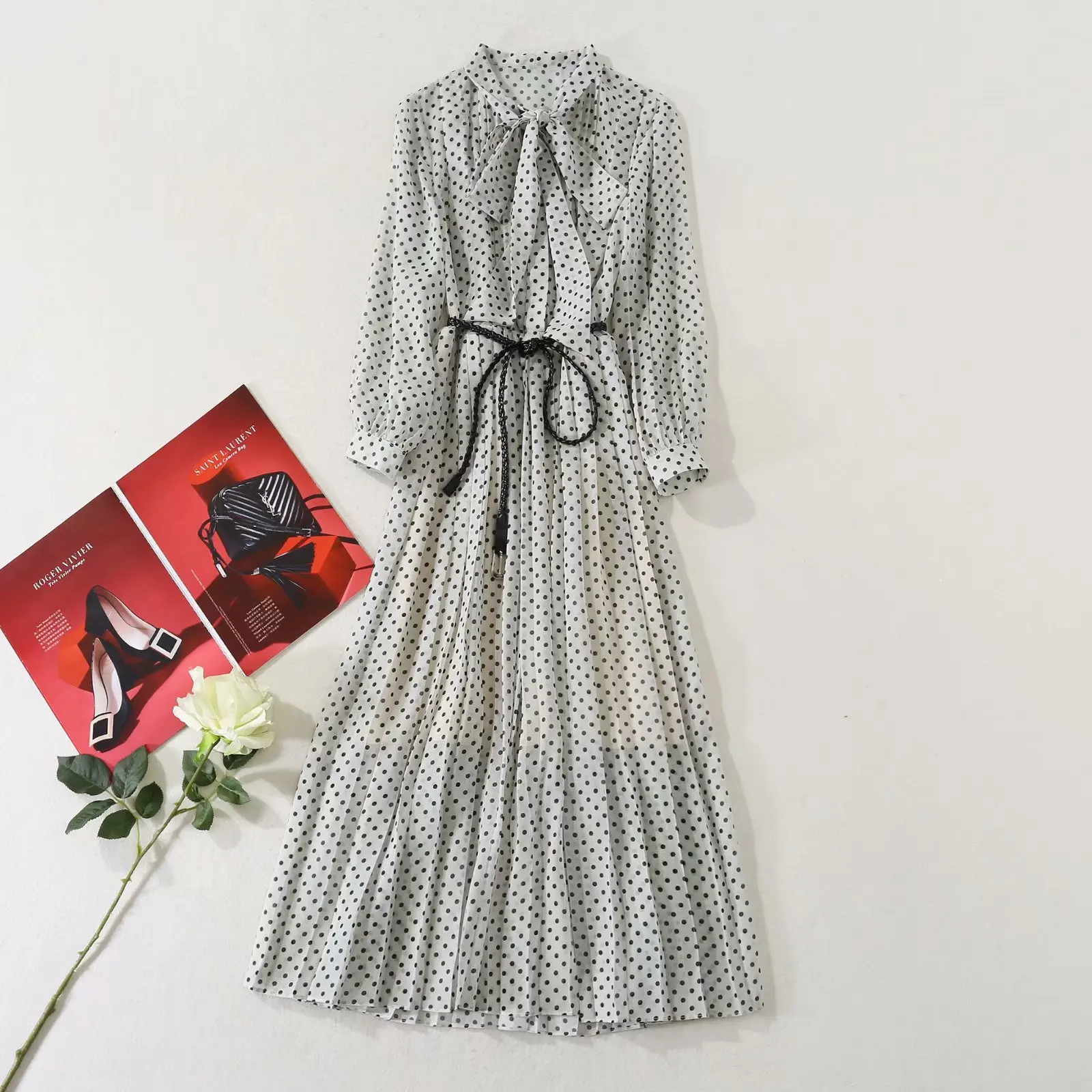 

High Quality Nice Runway Designer New Women's Retro Scarf Bow Collar 3/4 Lantern Sleeve Polka Dot Print Mid-Calf Dress