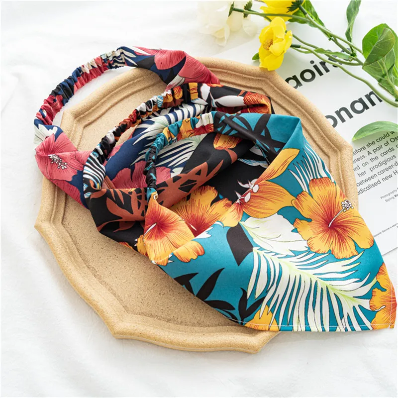 Ruoshui Woman Boho Bandannas Girls Floral Triangle Hair Scarf Turban Women Elastic Hairband Hair Accessories Headwear Ornament