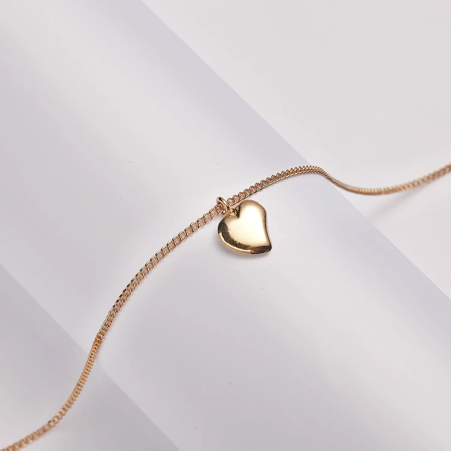 Trendy Gold Color Love Heart Pendant Clavicle Chain Choker Necklaces for Women Jewelry I Love you Card Necklace Female Gift