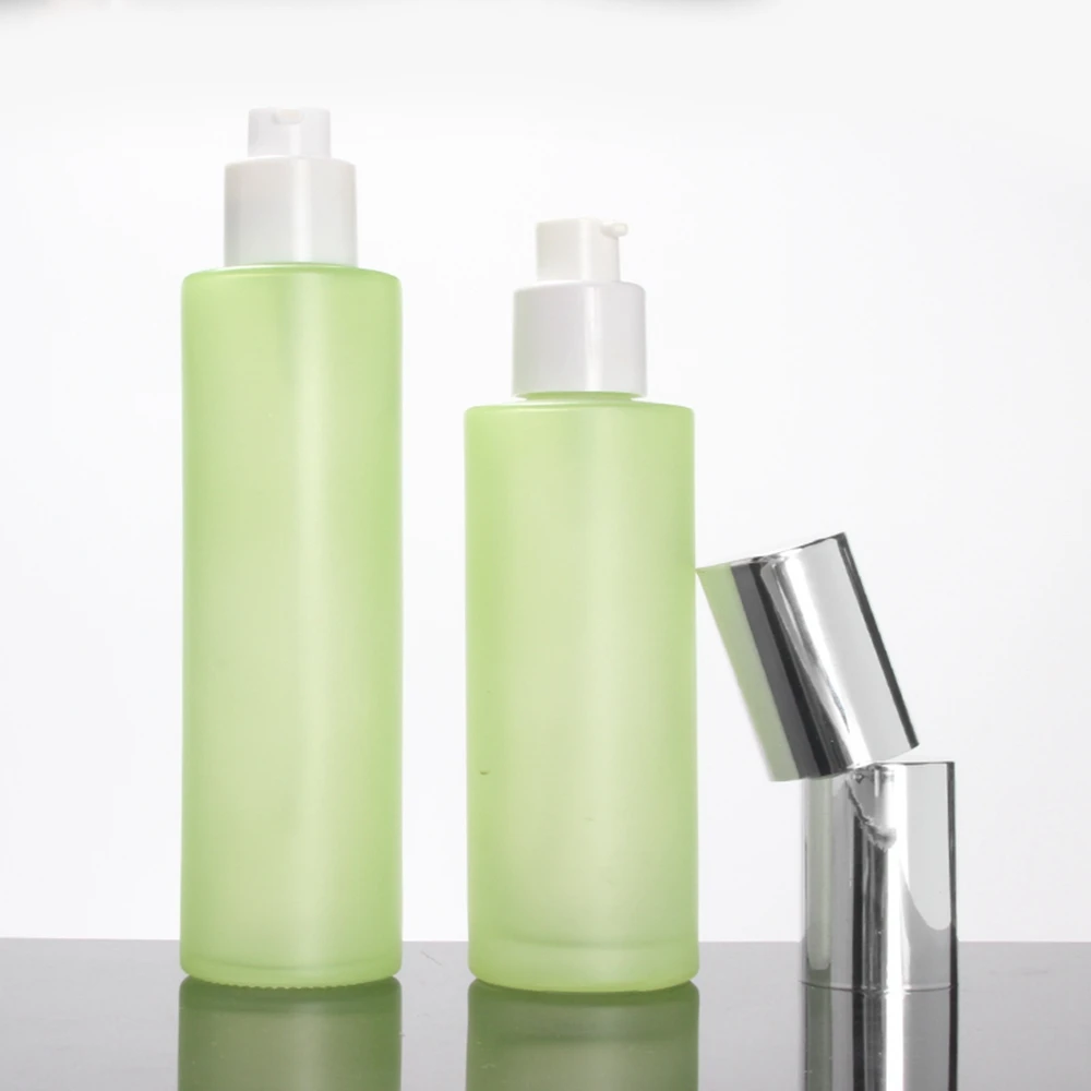 

Bottle Glass Spray/Lotion Pump and Silver Lid,120ml Green/Blue Bottle