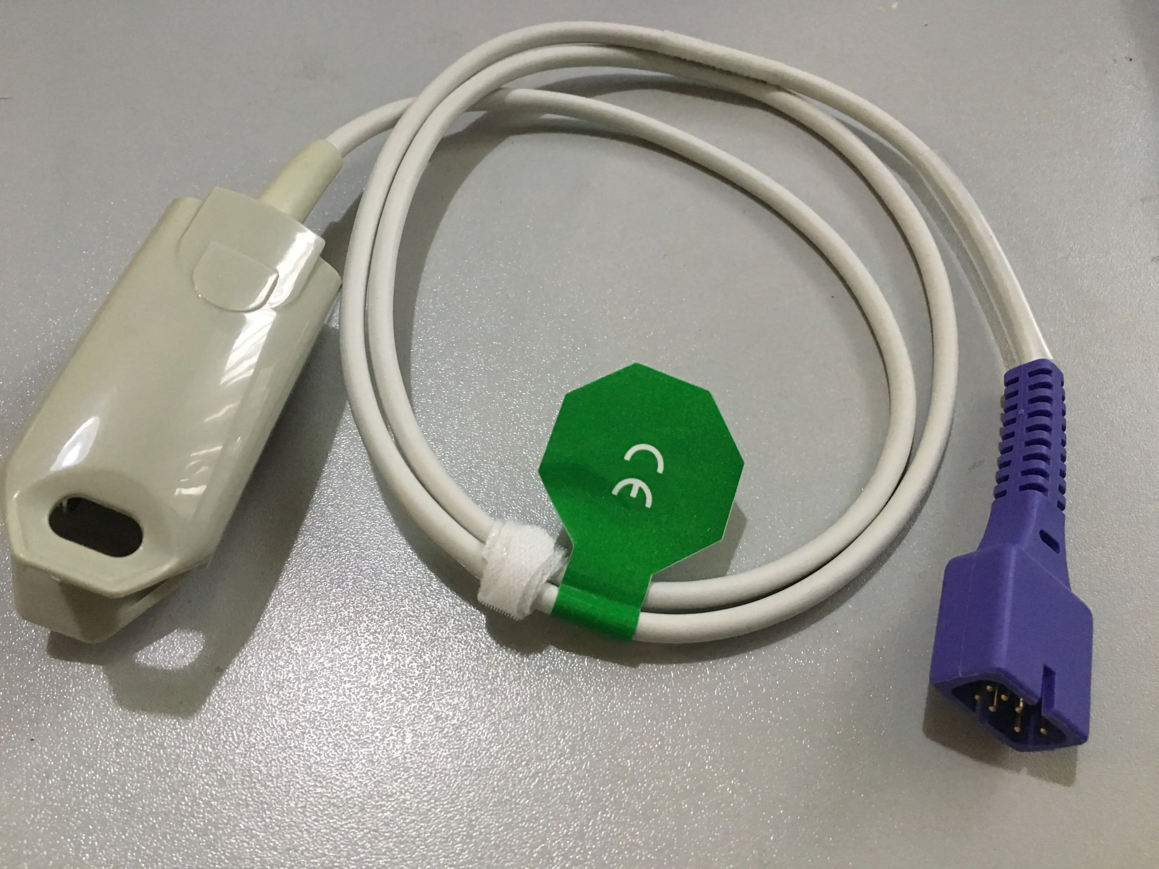 Portable 3.5inch Human Use Handheld Pulse Oximeter with SpO2, Temperture for Hospital, Clinic, Home Use