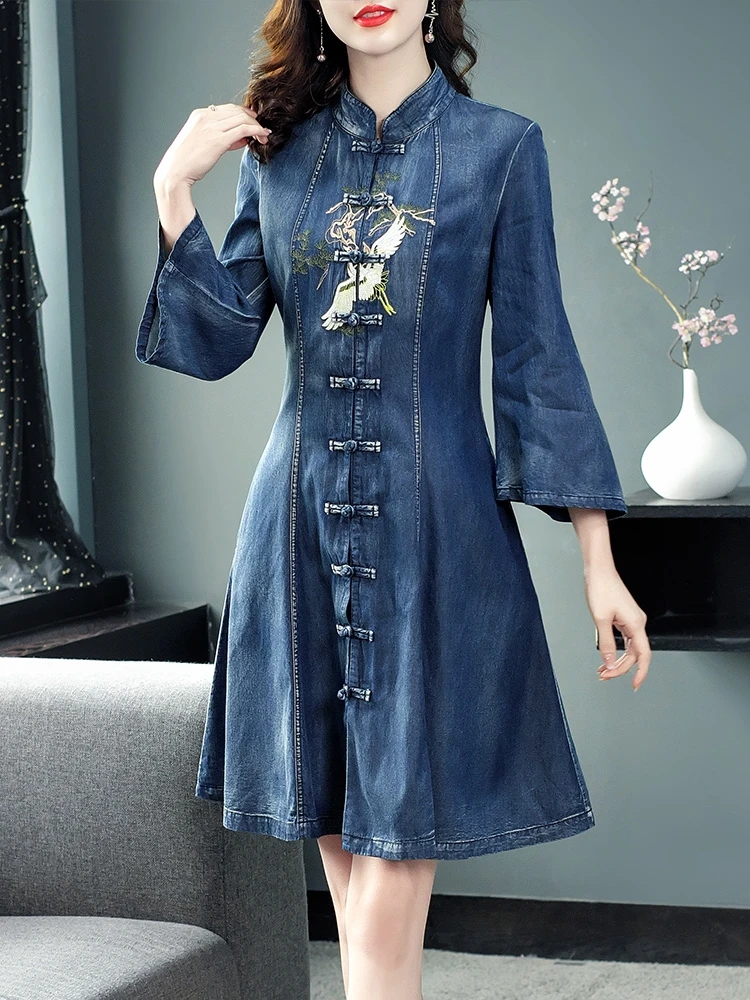 

TIYIHAILEY Free Shipping 2023 Vintage Women Three Quarter Sleeve Denim Dress M-XL Embroidery Single Breasted Short Chinese Style