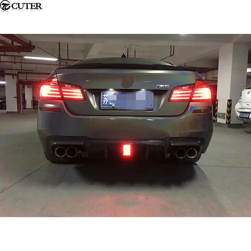 F10 5 Series M-tech M5 Carbon Fiber Frp Rear Bumper Diffuser Rear Lip with Led Light for Bmw F10 520i 525i 530i M-tech M5 Bumper