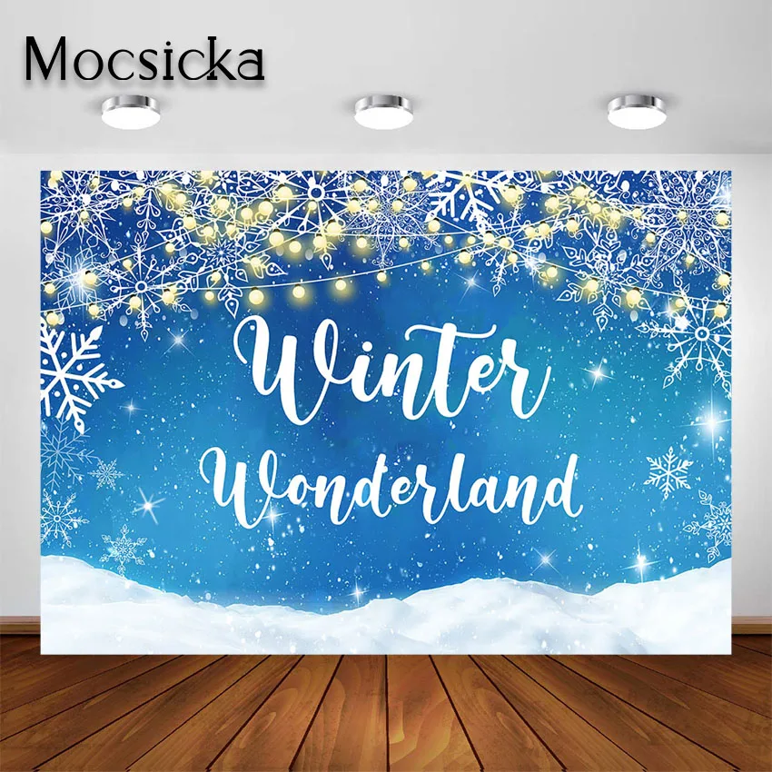 Mocsicka-最初の誕生日パーティーのための雪片の背景、白い木、男の子のための装飾の背景、冬のオランダ