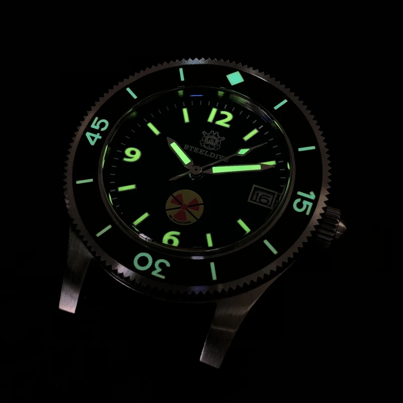 Steeldive Men Diver Watch Mens Automatic Watches Mechanical Wristwatch 300M Waterproof C3 Luminous Sapphire Ceramic Bezel 62Mas