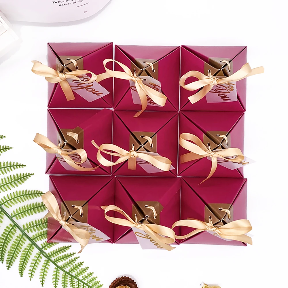 10Pcs Rose Red Triangular Pyramid Sweet Candy Box Paper Gift Boxes Chocolate Bags Gift Packing Box Wedding Favors Decoration