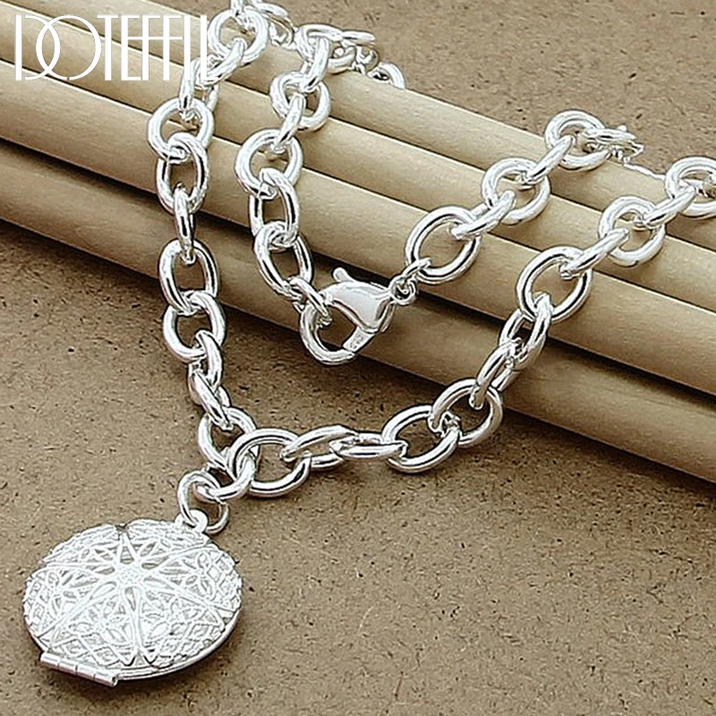 

DOTEFFIL 925 Sterling Silver Round Photo Frame Pendant 18 Inch Chain Necklace For Women Wedding Engagement Fashion Jewelry