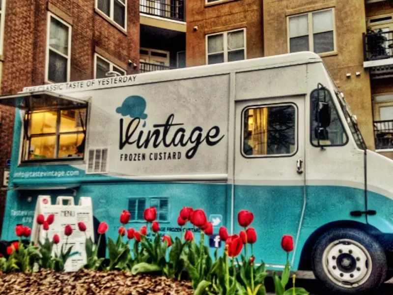 Street Food Carts Halal Grill Kitchen Restaurant Gelato Pizza Truck Mobile Electric Food Kiosk Outdoor