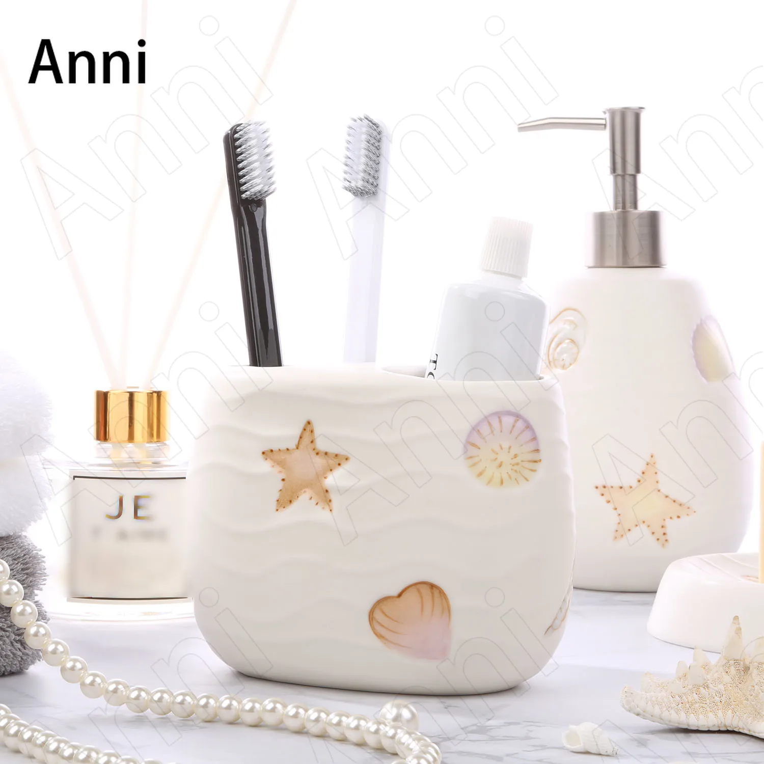 Creativity Ocean Elements Bathroom Accessories Set Modern Starfish Shell Carved Decorative Five Piece Set Toiletries Organizer