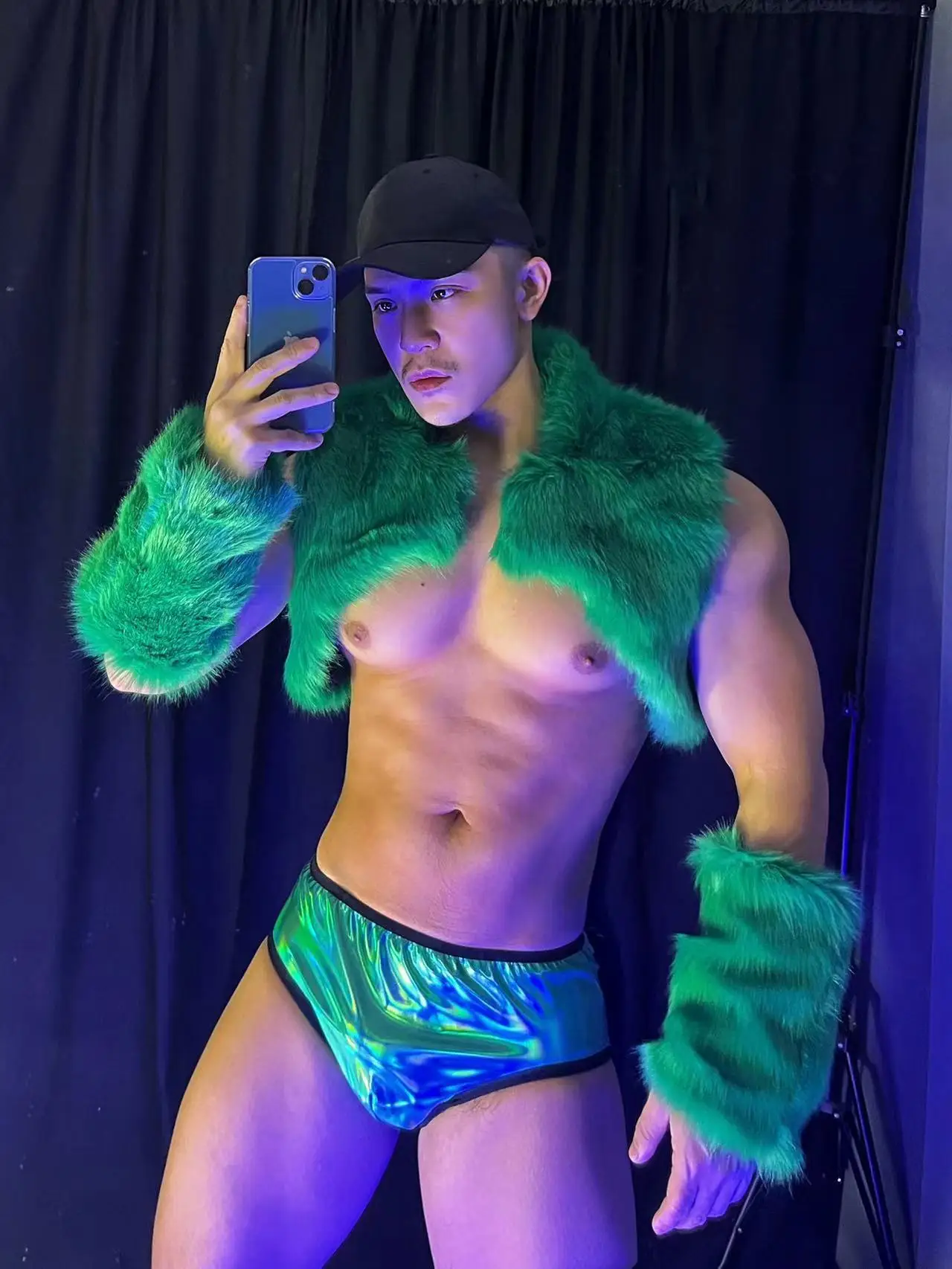 Club nocturno fiesta Rave Muscle Man Gogo disfraz Sexy chaleco de piel verde puño pantalones cortos conjunto Bar DJ baile en barra actuación ropa de escenario