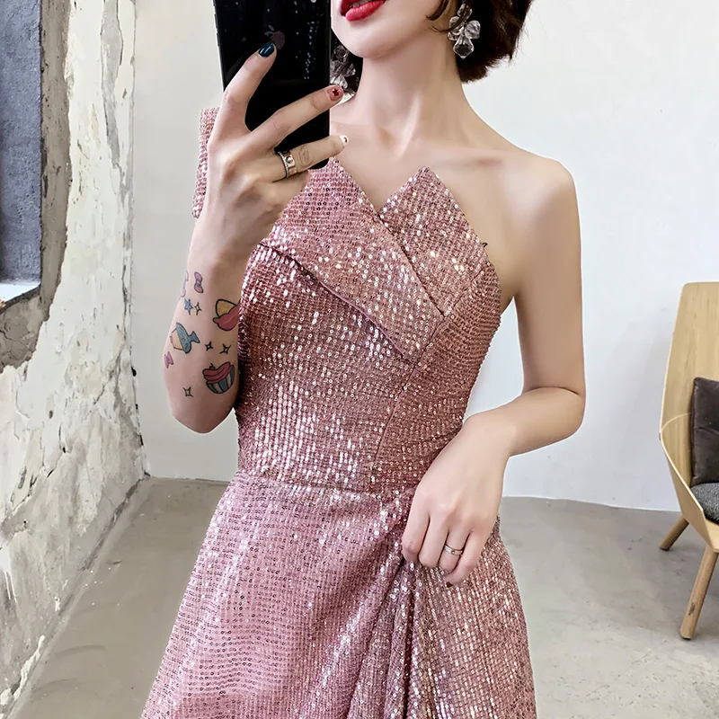 Rose Pink One Shouler Evening Dress Can Usually Wear Banquet Host Cocktail Dress Female Simple Generous Sexy Sequins Dress A085