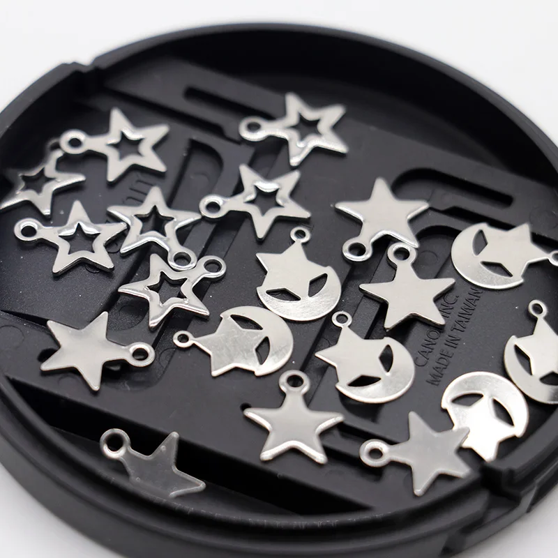 Mibrow 100 pz/lotto 10*9MM In Acciaio Inox Luna Stella Pendenti Con Ciondoli per il Braccialetto FAI DA TE Collana Creazione di Gioielli Risultati Accessori