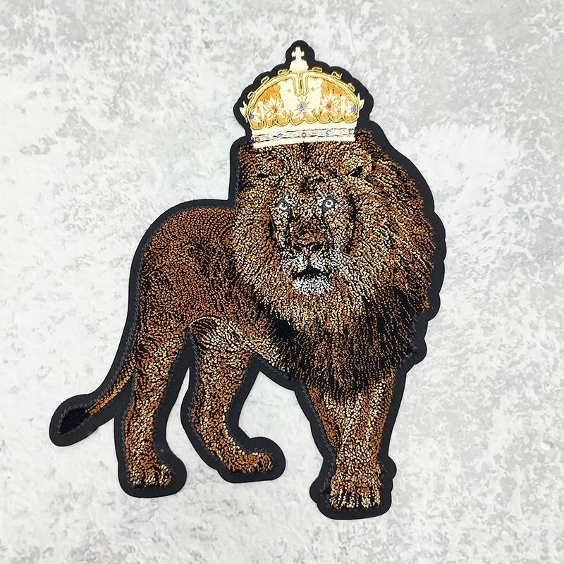 

Domineering Toothbrush Embroidery Crown Lion Biker Rock Patch For Clothing Jacket Denim Coat DIY Iron On Sticker Accessories