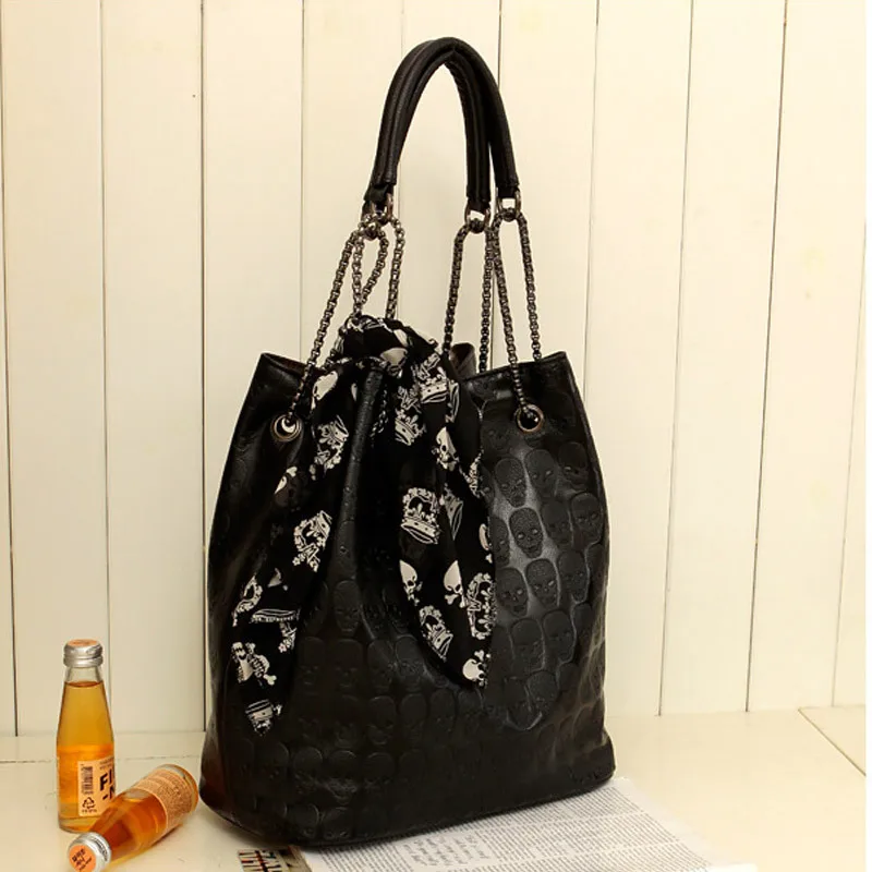 HISUELY 2024 Vintage Skull Shoulder Bags Women Bucket Pu Leather With Silk Female Black Handbags Ladies Casual Chain Tote Bag