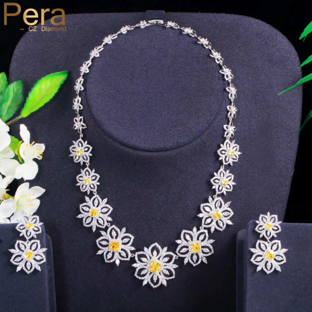 

Pera Shining Yellow Cubic Zirconia Big Flower Choker Necklace and Earrings Sets for Bridal Wedding Party Statement Jewelry J417