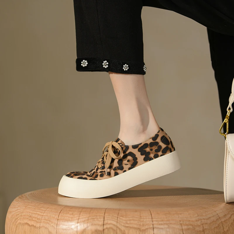 

2022 Spring New Women Shoes Leisure Platform Shoes Round Toe Shoes for Women Lace-up Ladies Casual Shoes Leopard Canvas Handmade