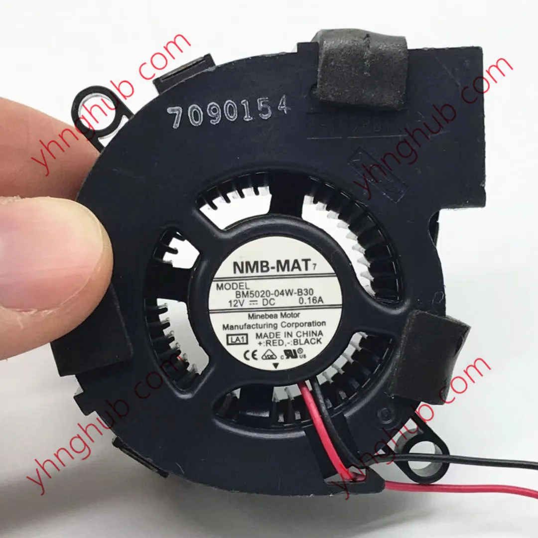 

NMB-MAT BM5020-04W-B30 L01 DC 12V 0.16A 50x50x20mm 2-Wire Server Cooling Fan