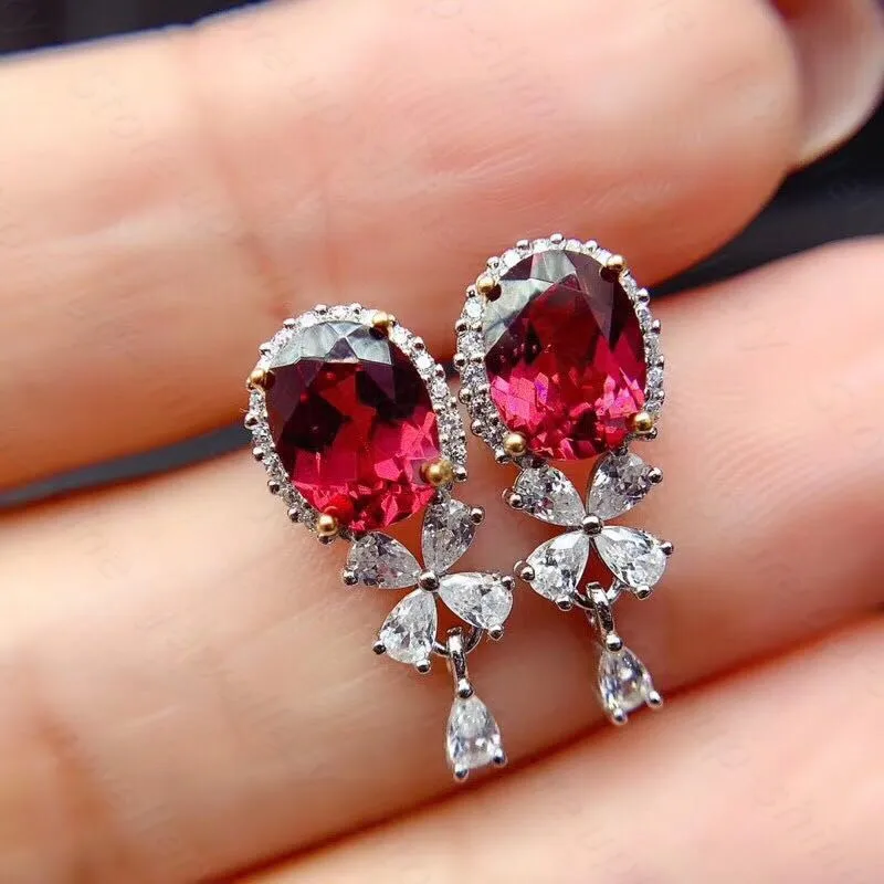 

New style natural garnet earrings 925 silver ladies high-end earrings main stone size 6x8mm