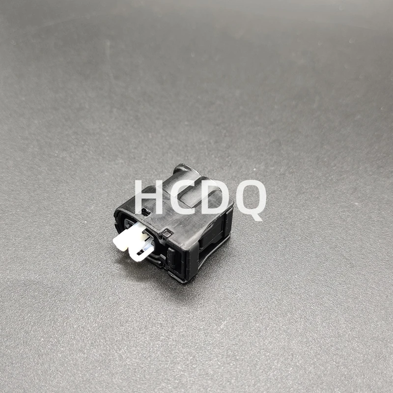 

The original 90980-11246 2PIN Female automobile connector plug shell and connector are supplied from stock