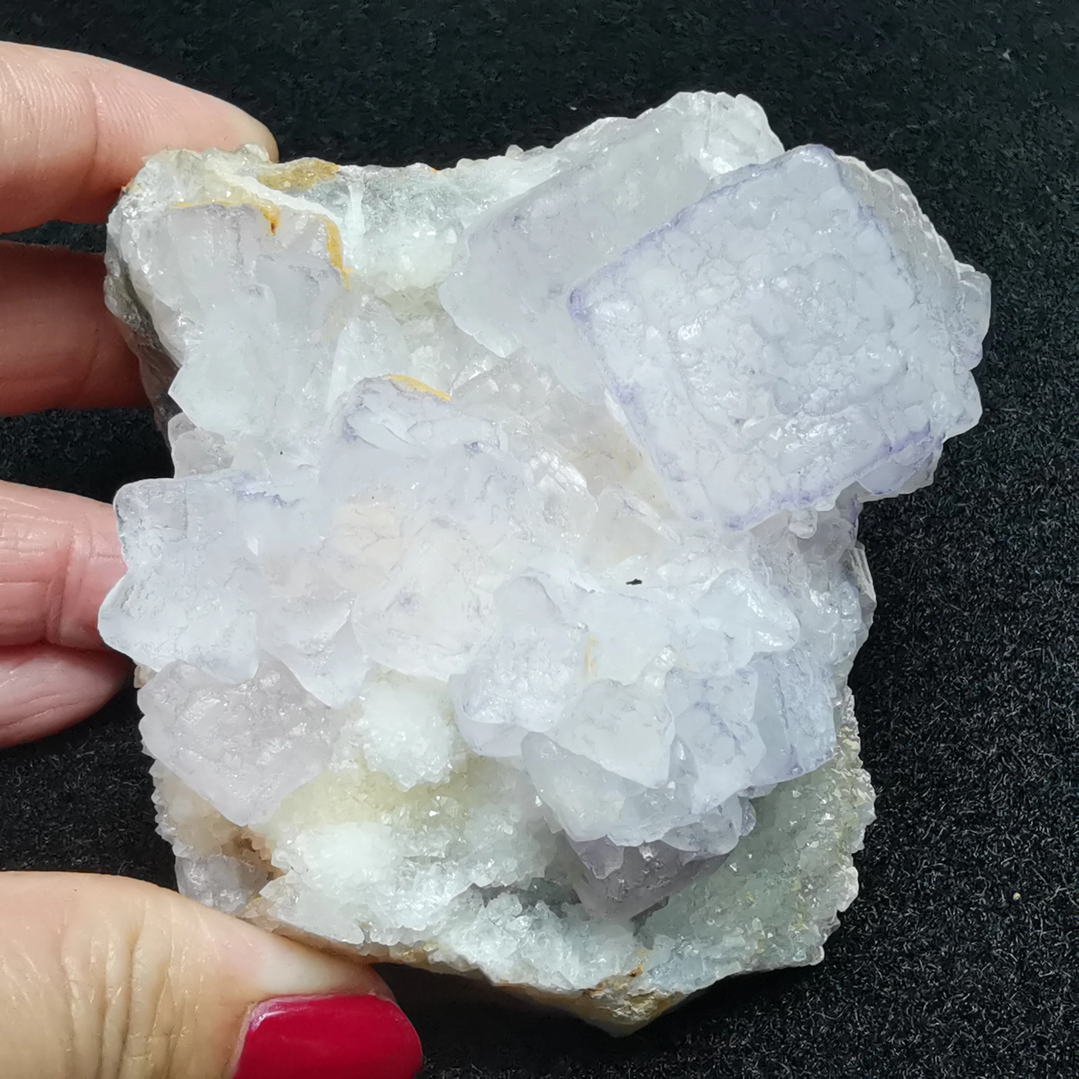 329.9gRare natural purple edge fluorite and quartz cluster mineral specimens home decoration QUARTZ GEM teaching collection