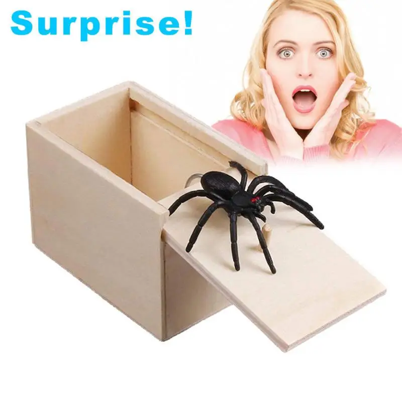 Hidden Scare Box Spider Wooden Funny Prank Horror Gag in Case Prank-Wooden Interesting Play Trick Practical  Joke Toys Gift