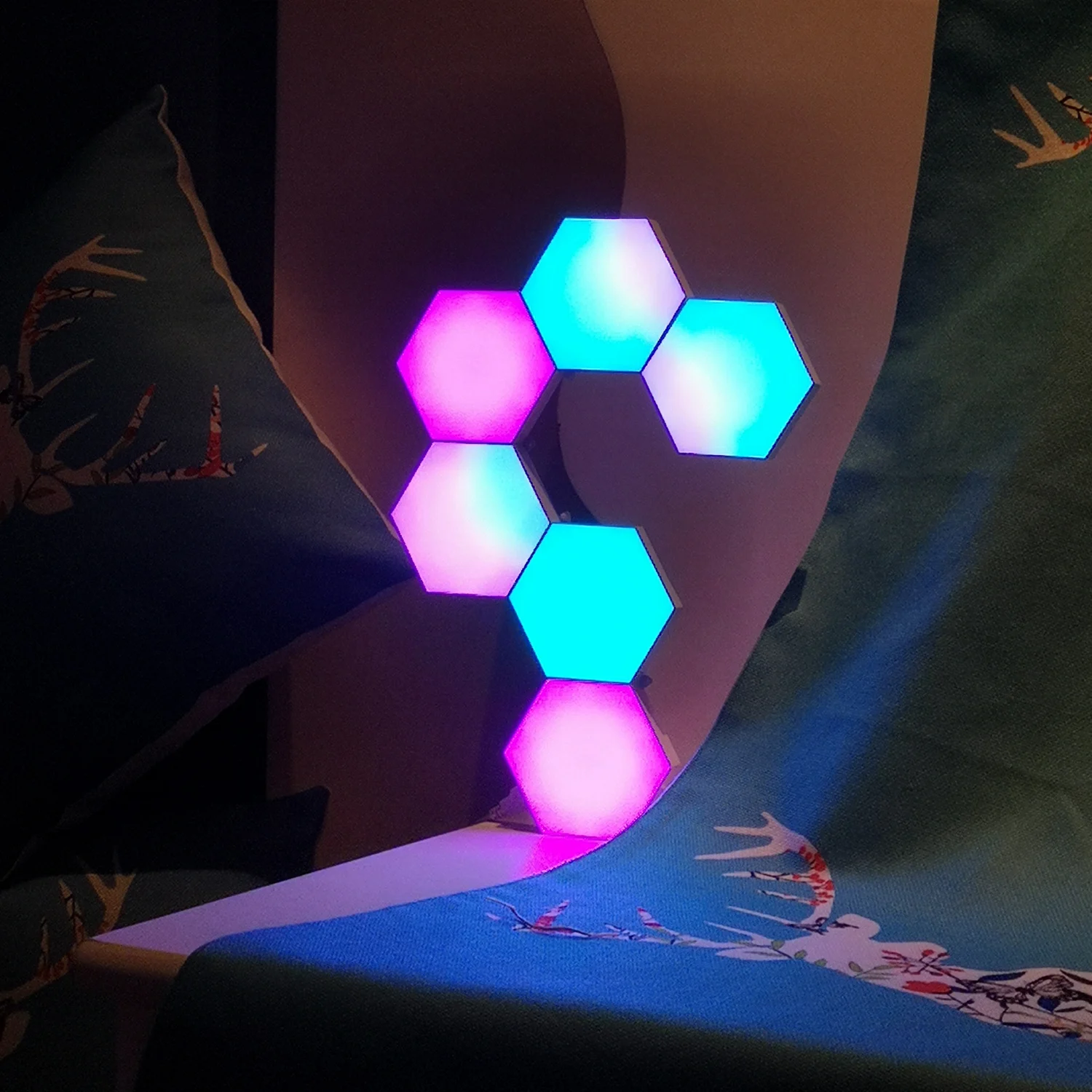 Luminaria led hexagonal para decoración de pared Interior, luz nocturna para juegos, lámpara de escritorio para niños, mesita de noche, hogar, sala