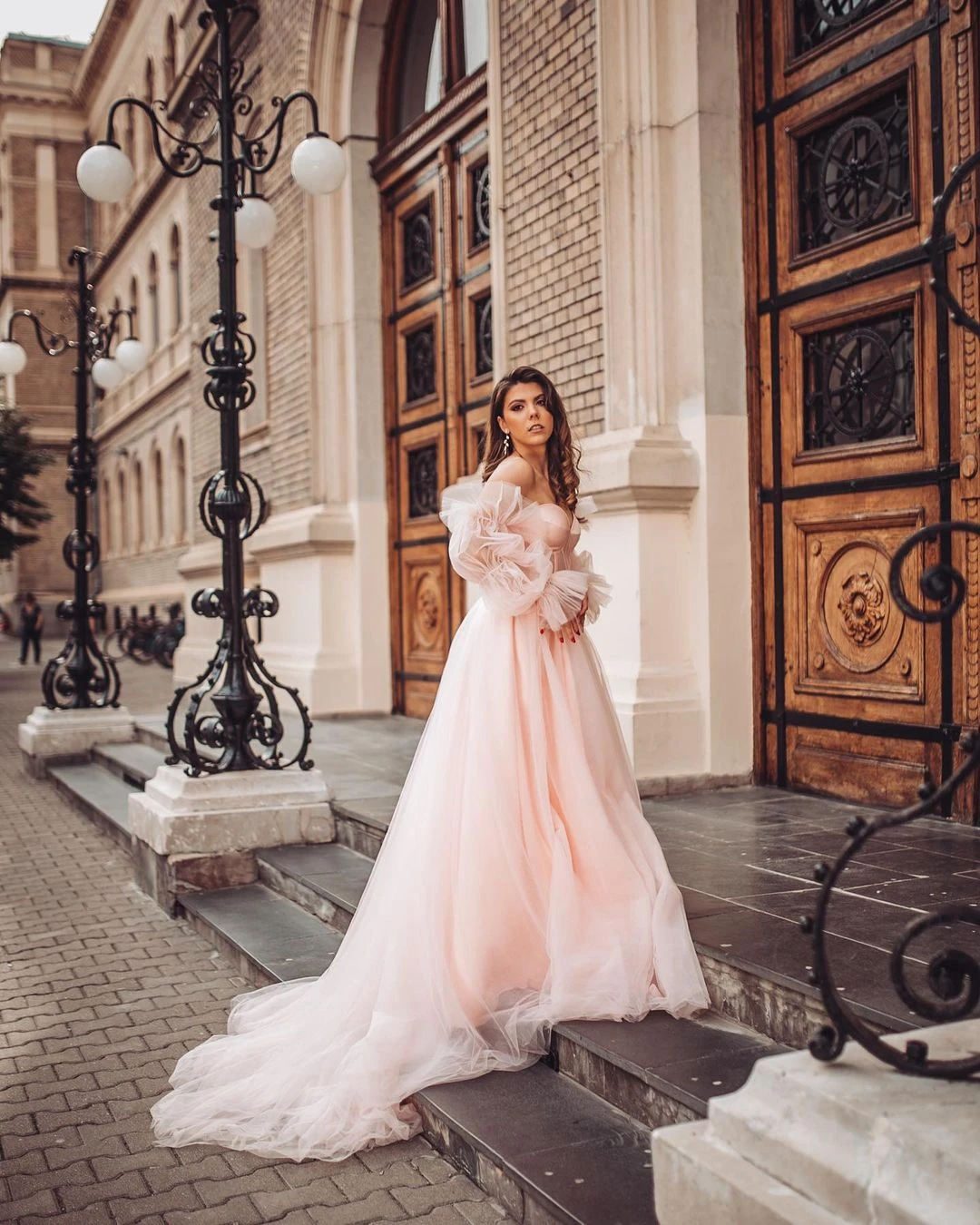 Abito da sera in Tulle rosa chiaro abito da ballo senza spalline abiti da sera soffici a strati a manica lunga abito da sposa a trapezio per abiti da sposa personalizzati